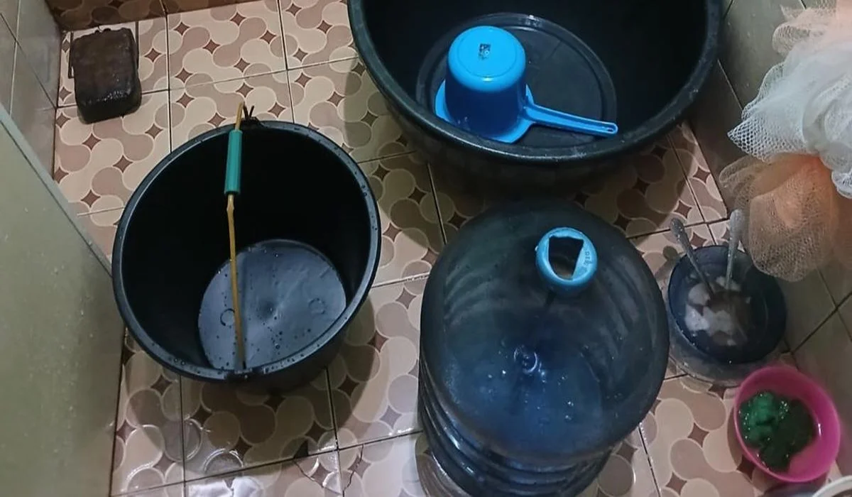 Warga-Medan-Deli-Serdang-Protes-Air-PDAM-Tirtanadi-Sering-Tidak-Mengalir