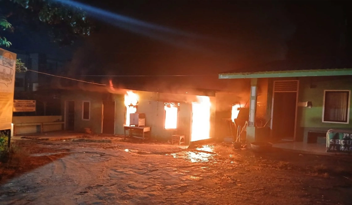 Gudang-Perusahaan-Rokok-Ikut-Terbakar