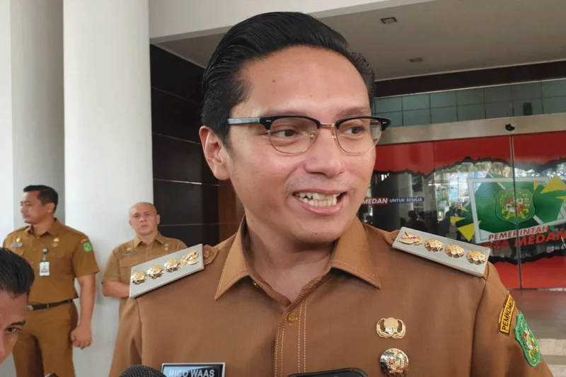 Wali Kota Medan Rico Waas Mengakui Jalan Di Medan Utara Memerlukan Perhatian Serius Wali Kota Medan Rico Waas Mengakui Jalan Di Medan Utara Memerlukan Perhatian Serius