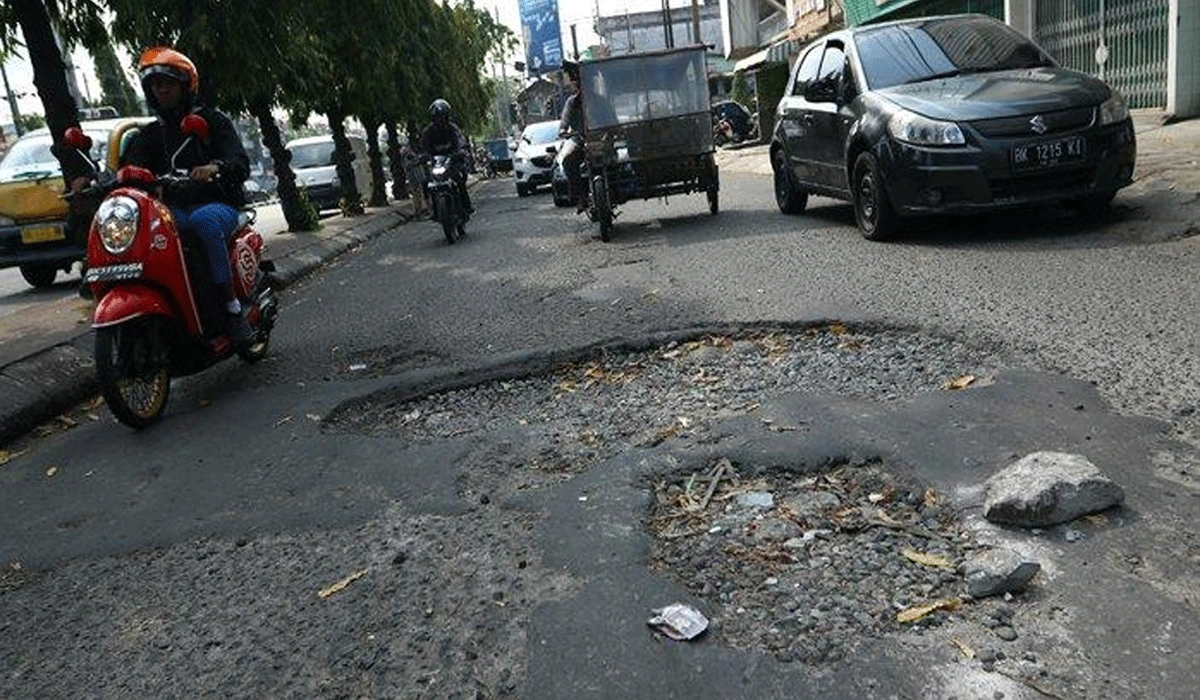 Wali Kota Medan Rico Waas Mengakui Jalan Di Medan Utara Memerlukan Perhatian Serius