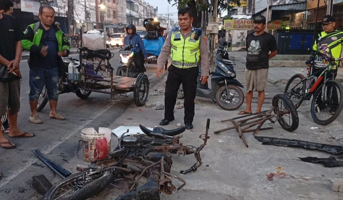 Tabrak-Pengendara-Becak-Motor,-Sopir-Mobil-Lexus-di-Medan-Jadi-Tersangka